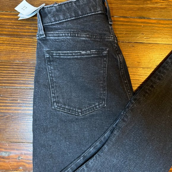 NWT Abercrombie & Fitch The Skinny High Rise Back Distressed Curve Love Jeans - Picture 10 of 14